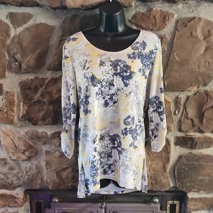 Women’s Blue and Yellow Floral Scoop Neck Top